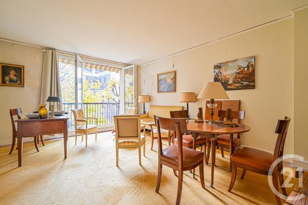 Appartement F5 à vendre  5 pièces - 111,29 m2 PARIS - 75016