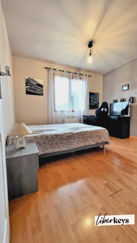 À vendre – Villa familiale avec piscine et suite parentale à Saint-Sulpice-la-Pointe