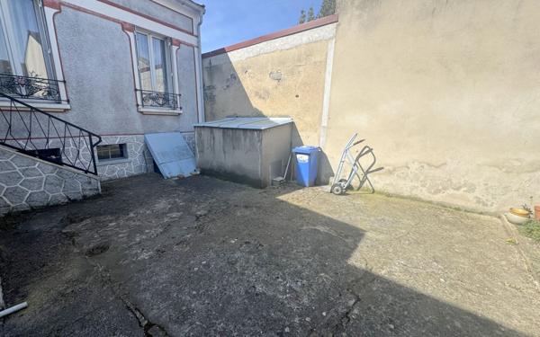 Maison à vendre    3 pièces •  Drancy