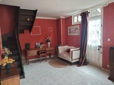 Immeuble à vendre à Lignières dans le Cher (18160), ref : 18022/796