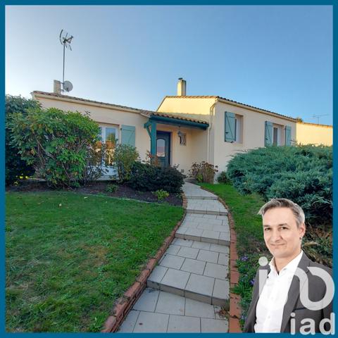 Maison à vendre 5 pièces 112 m² Mortagne-sur-Sèvre