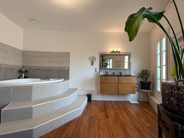 maison bourgeoise en pierre à  vendre à Libourne