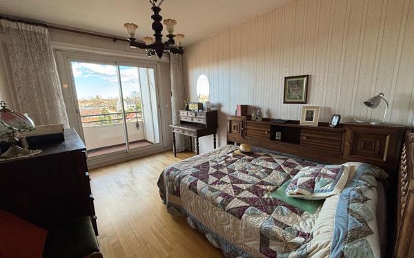 Appartement à vendre    4 pièces • 87,24 m2 Pau