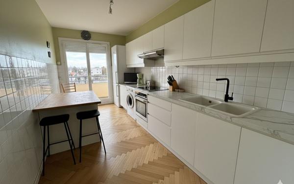 Appartement à vendre    4 pièces • 87,24 m2 Pau