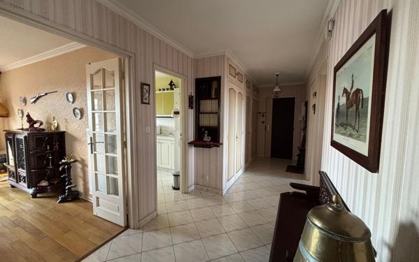 Appartement à vendre    4 pièces • 87,24 m2 Pau