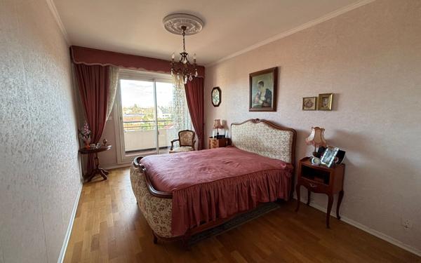 Appartement à vendre    4 pièces • 87,24 m2 Pau