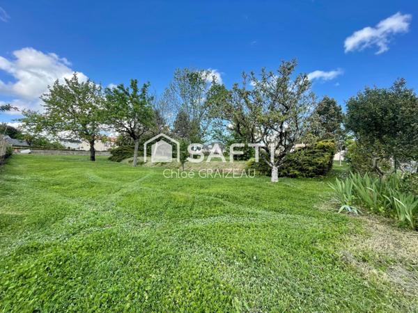 Terrain constructible de 1101m², viabilisé