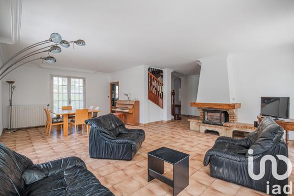 Maison à vendre 5 pièces 205 m² Saint-Ismier