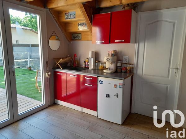 Maison 5 pièces de 120 m² à Mios (33380)