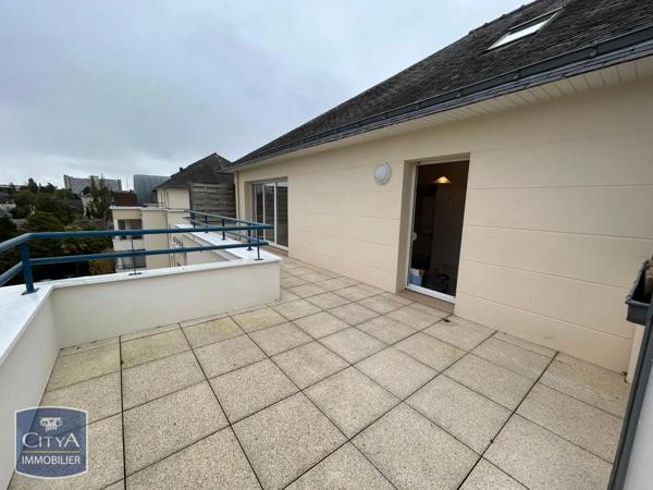 Appartement à louer 3 pièces 64.94m² Laval (53000)