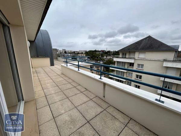 Appartement à louer 3 pièces 64.94m² Laval (53000)