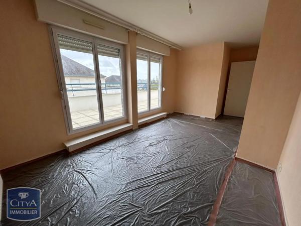Appartement à louer 3 pièces 64.94m² Laval (53000)