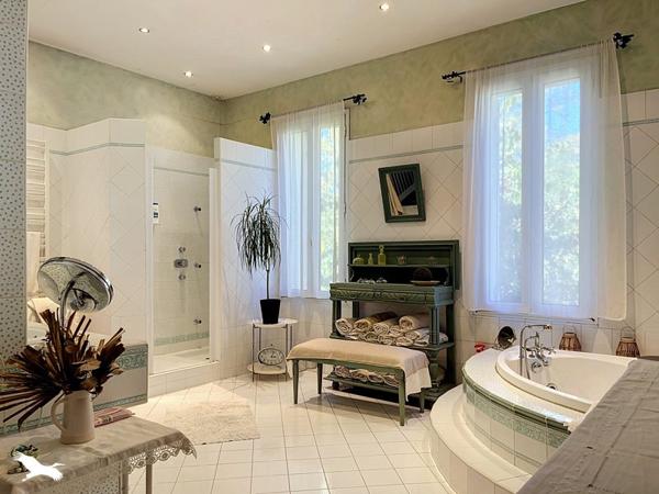 Maison à vendre 885 700 € Libourne 7 p 279 m² DPE C