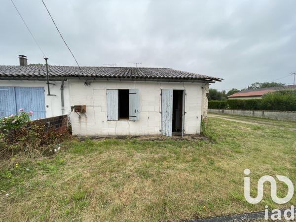 Maison de village 4 pièces de 78 m² à Le Fouilloux (17270)