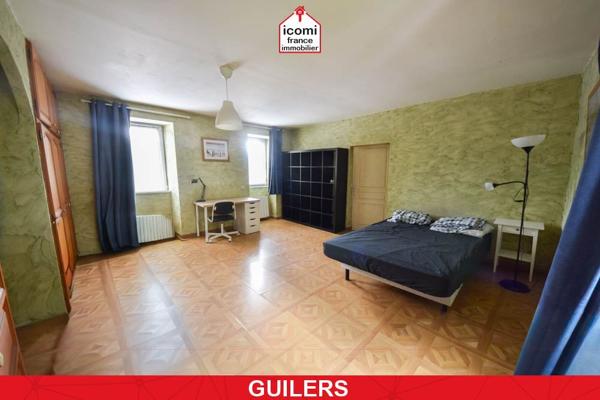 A VENDRE - MAISON DE 193 M² A RENOVER - 6 CHAMBRES - 1 STUDIO - TERRAIN DE 1000 M2 - DEPENDANCE
