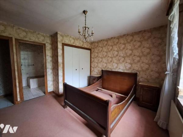 Grande maison à rénover (182m² hab)+ 1002m² de terrain