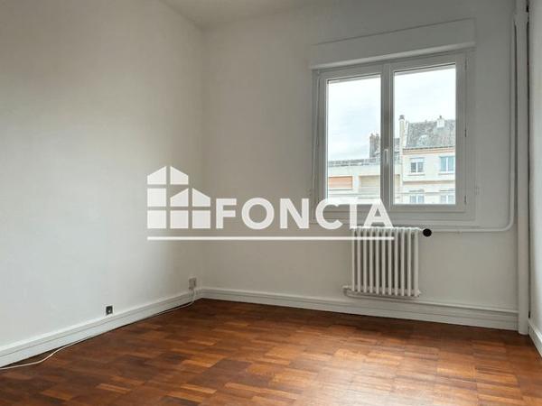 Location Appartement 4 pièces 69.9 m² - 14-20 RUE DES ARPENTS Rouen 76000