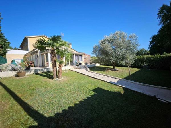 Maison à vendre 4 pièces de 101 m²