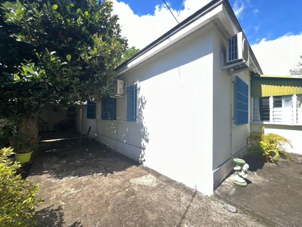 Maison à vendre à Sainte-Clotilde à la Réunion (97490), ref : 97405/229