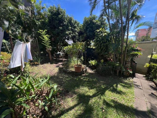 Maison à vendre à Sainte-Clotilde à la Réunion (97490), ref : 97405/229