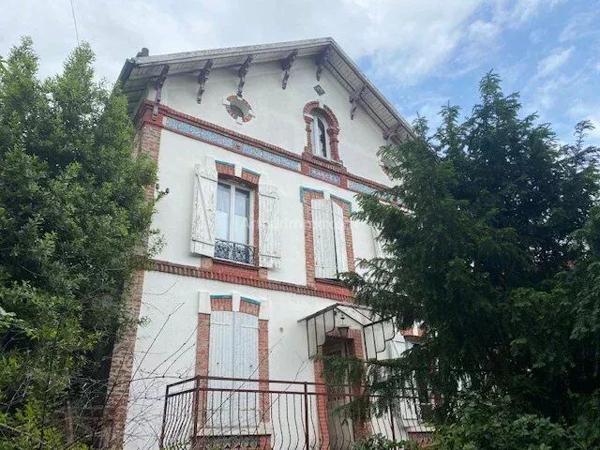 Vente Immeuble 8 pièces 212 m2 à Chelles