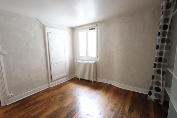 ORLEANS Quartier Madeleine - Maison de type F4  - Orleans