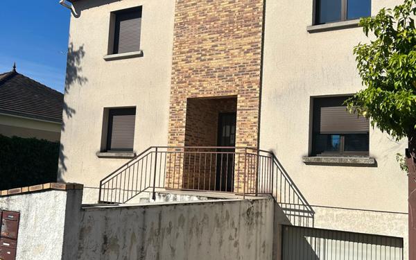 Appartement à louer    2 pièces • 33,30 m2 Champs-sur-Marne
