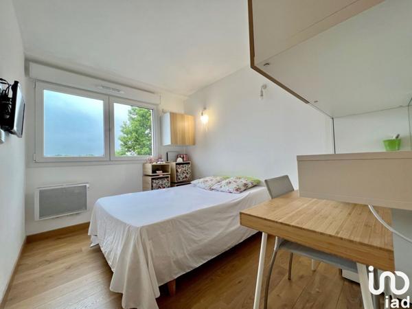 Appartement 4 pièces de 84 m² à Roissy-en-Brie (77680)