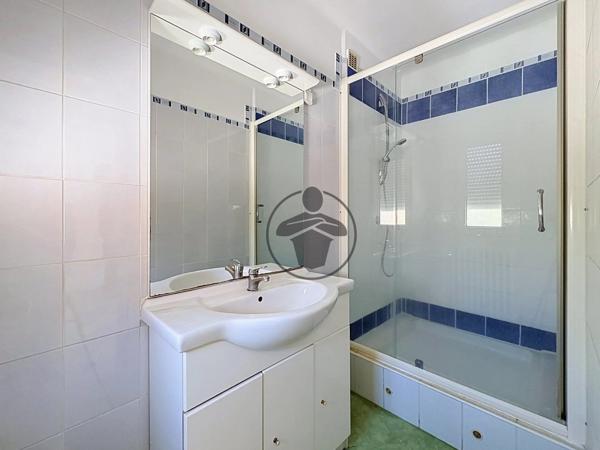 Location                                                      Maison
                        
                     6 pièces                      115 m2                     à Saint-Quentin