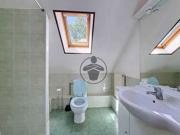 Location                                                      Maison
                        
                     6 pièces                      115 m2                     à Saint-Quentin