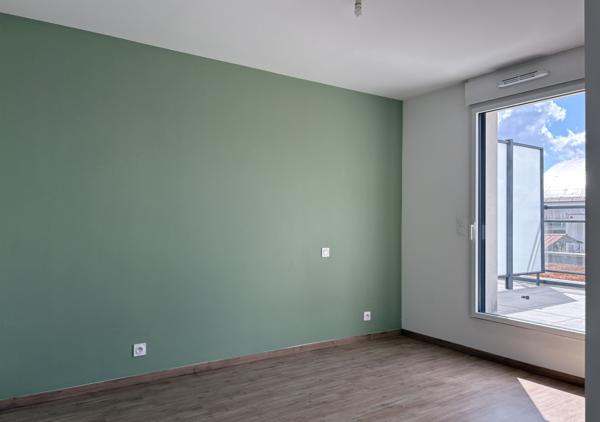 Appartement T3 de 60.80 m² avec deux belles terrasses et un parking