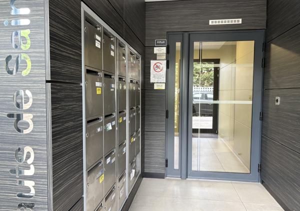 Appartement T3 de 60.80 m² avec deux belles terrasses et un parking