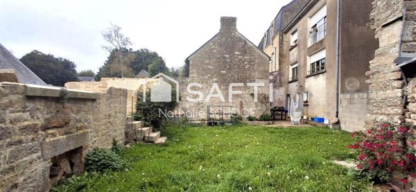 Au centre de Baud, un bien rare mêlant commerce et habitation.