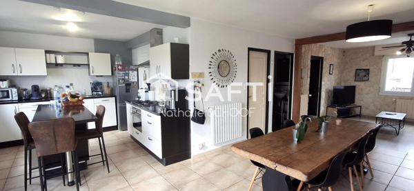 Au centre de Baud, un bien rare mêlant commerce et habitation.