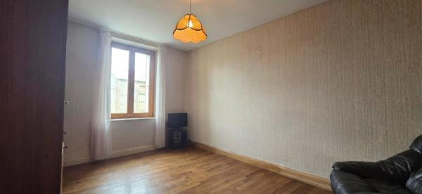 🏡 À VENDRE À LOISON (55230) – PROCHE FRONTIÈRE LUXEMBOURGEOISE  3 MAISONS – JARDINS – TERRAIN À BÂTIR – 165 000 € !