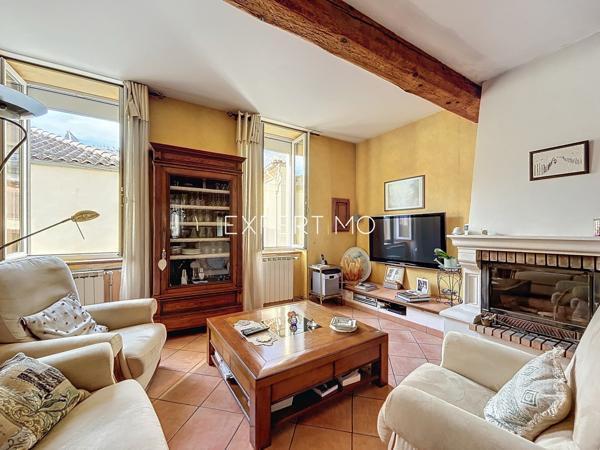 Villefranche-de-Lauragais (31290) Propriété de 3 maisons individuelles qui composent cet ensemble immobilier, d'une surface utile de 528m2 env.