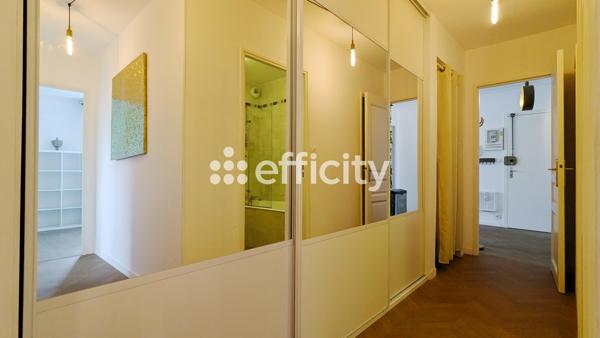 Appartement
         4 pièces
        - 96 m² Exclusivité 178 000 € *