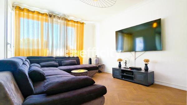Appartement
         4 pièces
        - 96 m² Exclusivité 178 000 € *