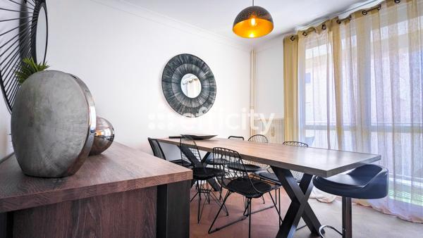 Appartement
         4 pièces
        - 96 m² Exclusivité 178 000 € *