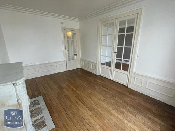 Appartement à louer 3 pièces 51.84m²