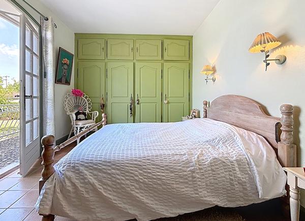 Grande maison familiale 160 m², Terrain de 4 800 m² , Montauban secteur Birac