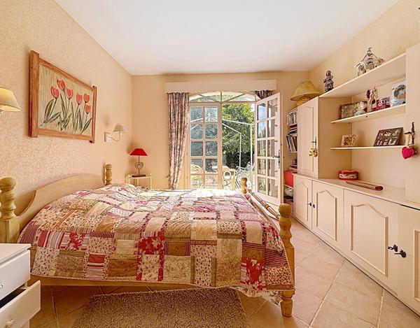 Grande maison familiale 160 m², Terrain de 4 800 m² , Montauban secteur Birac