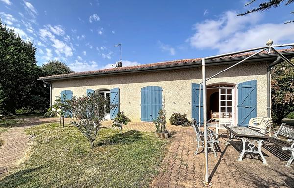 Grande maison familiale 160 m², Terrain de 4 800 m² , Montauban secteur Birac