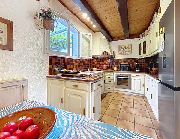 Grande maison familiale 160 m², Terrain de 4 800 m² , Montauban secteur Birac