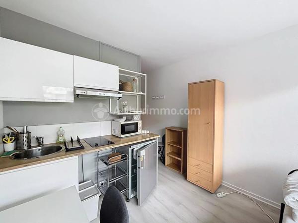 Location                                                      Appartement
                        
                     1 pièces                      13 m2                     à Clermont-Ferrand
