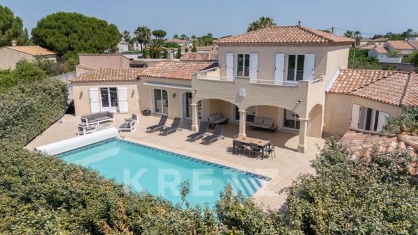 Aigues-Mortes - Villa familiale rénovée de 190m2 avec vue sur la Tour de Constance
