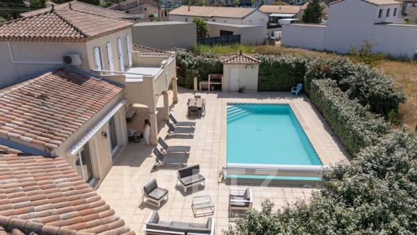 Aigues-Mortes - Villa familiale rénovée de 190m2 avec vue sur la Tour de Constance