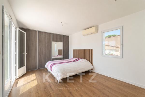 Aigues-Mortes - Villa familiale rénovée de 190m2 avec vue sur la Tour de Constance
