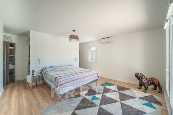 Aigues-Mortes - Villa familiale rénovée de 190m2 avec vue sur la Tour de Constance