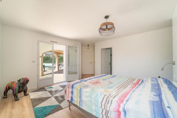 Aigues-Mortes - Villa familiale rénovée de 190m2 avec vue sur la Tour de Constance